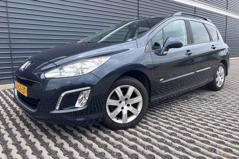 Peugeot 308 (2013)