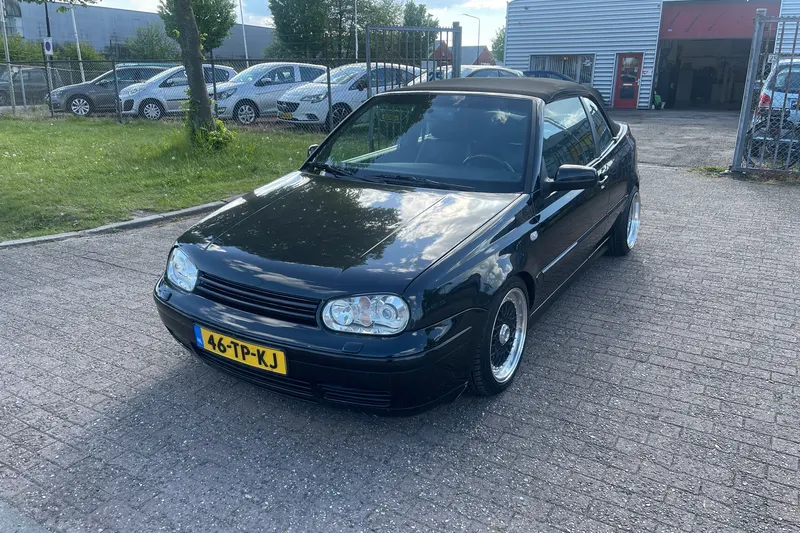 Volkswagen GOLF-CABRIOLET (2000)