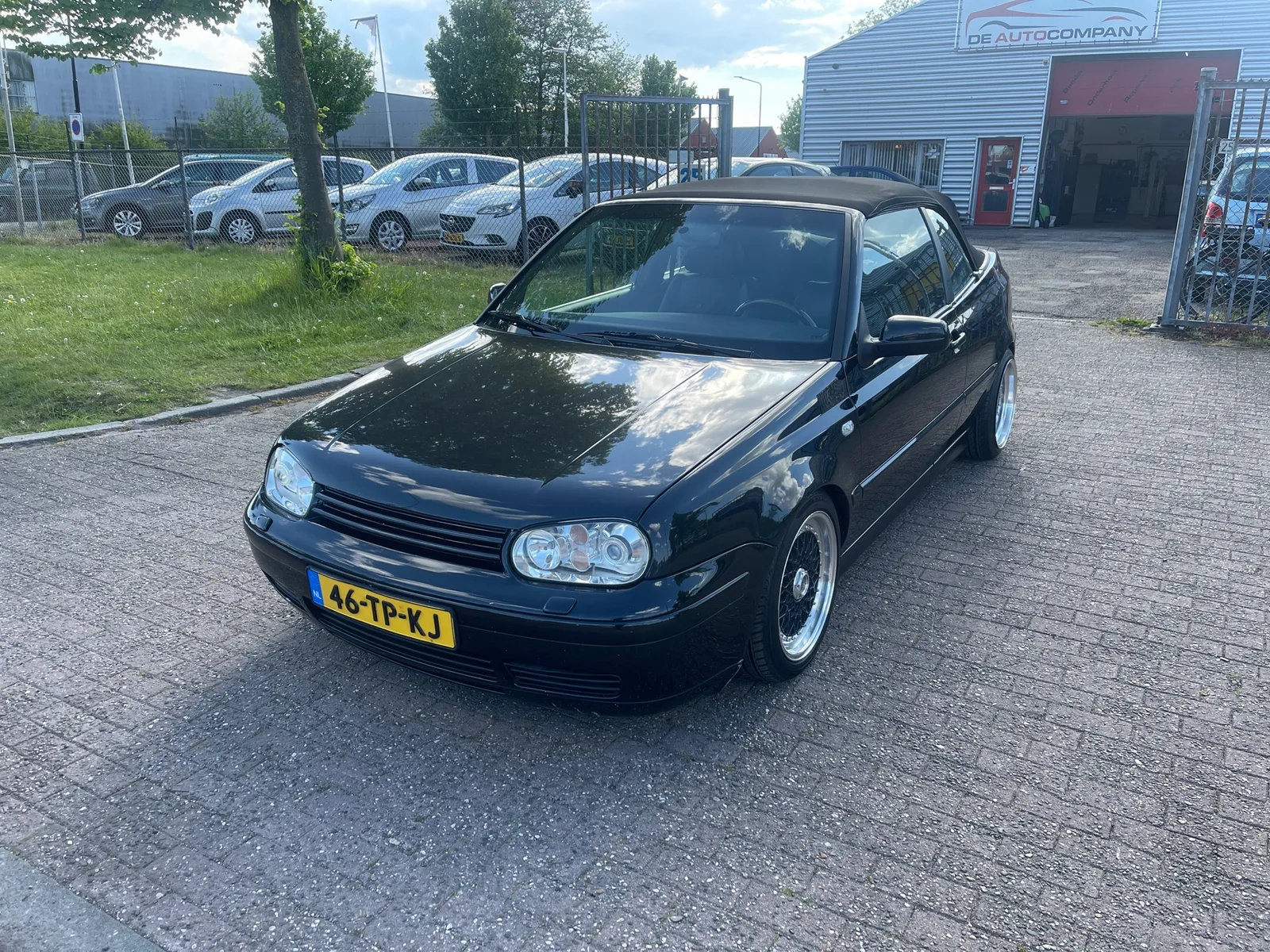 Volkswagen GOLF-CABRIOLET (2000) — foto 1