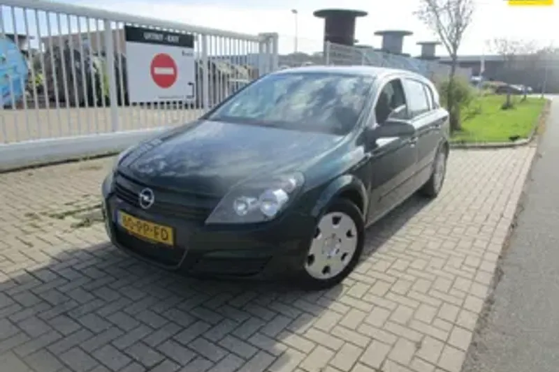 Opel Astra (2004)