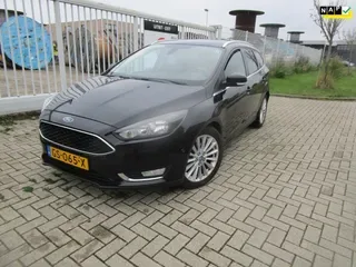 Ford Focus (2015) — foto 1