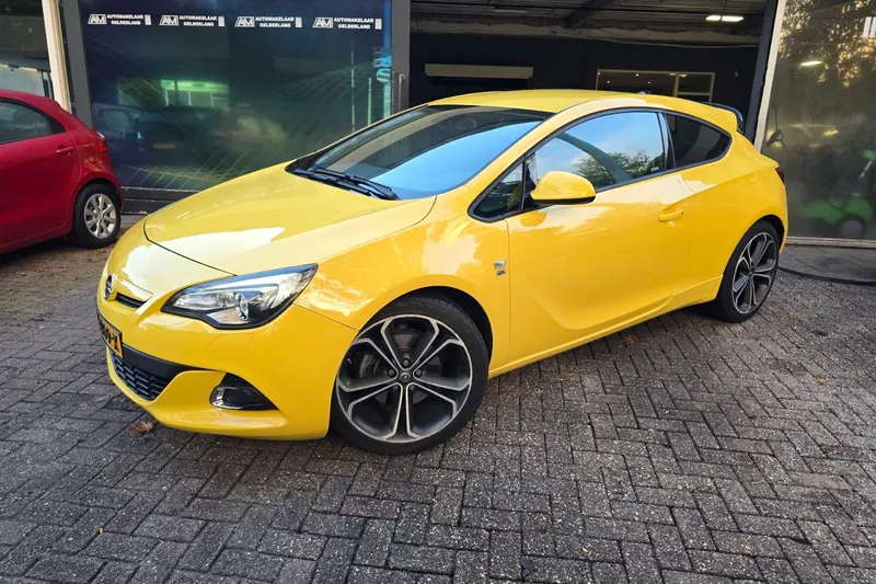 Opel Astra (2015)