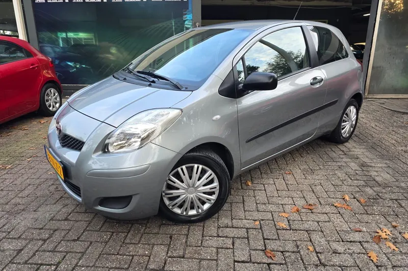 Toyota Yaris (2010)