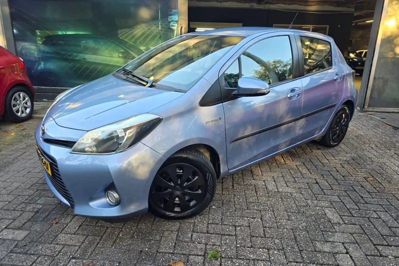 Toyota Yaris (2013)