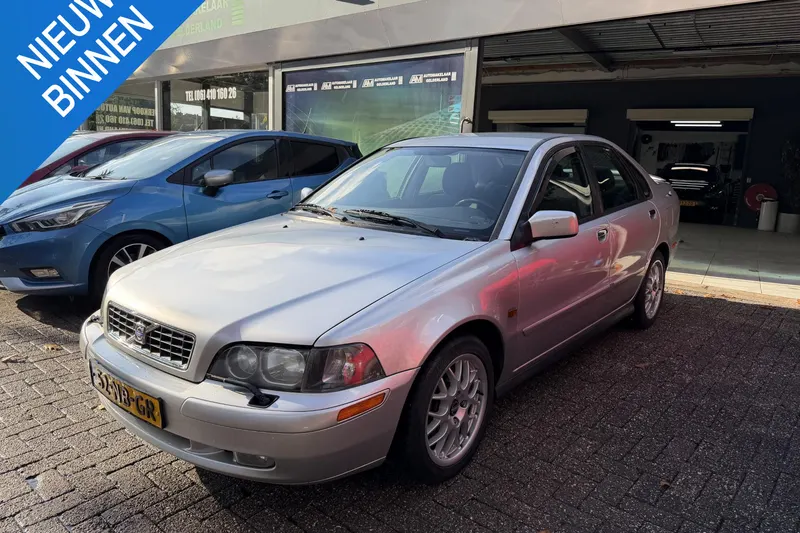 Volvo S40 (2003)