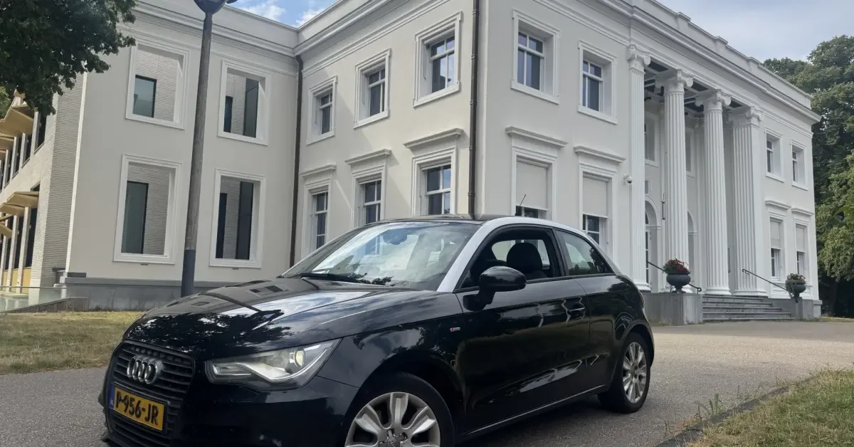 Audi A1 (2010) — foto 1