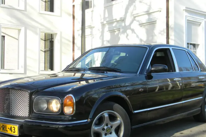 Bentley Arnage (1998)