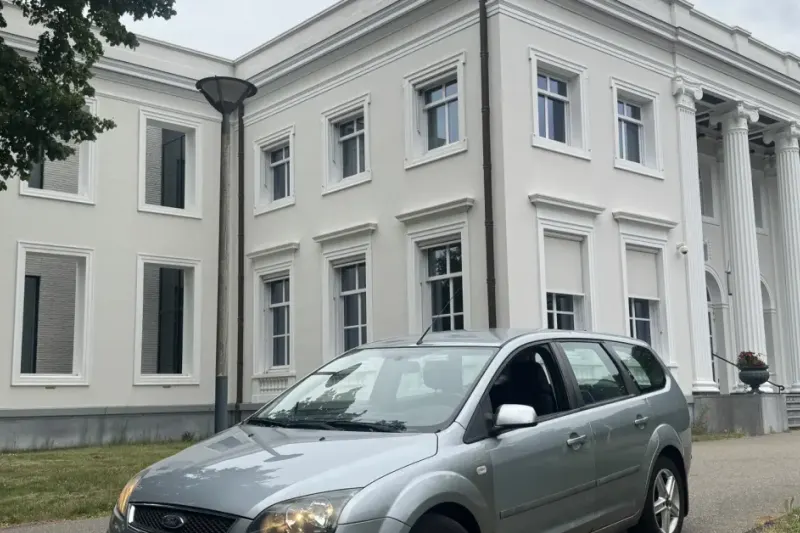 Ford Focus (2005)