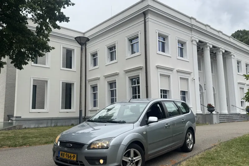 Ford Focus (2005)