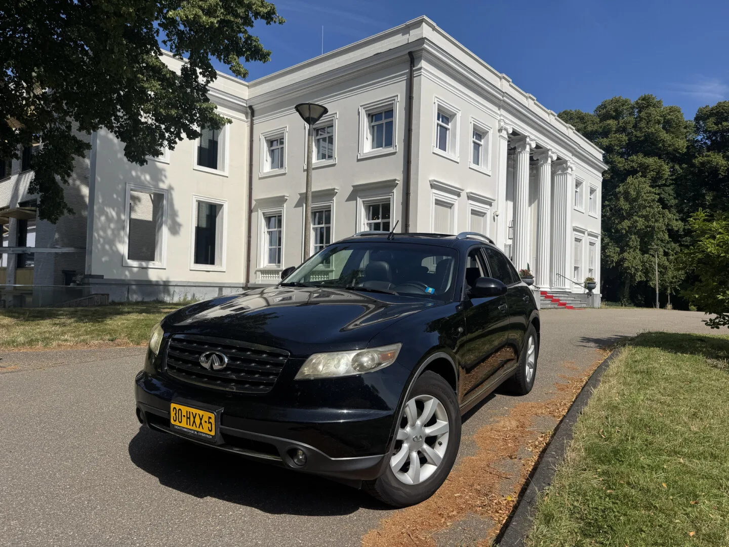 Infiniti FX (2007) — foto 1