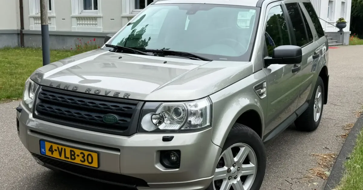 Land Rover Freelander (2011) — foto 1