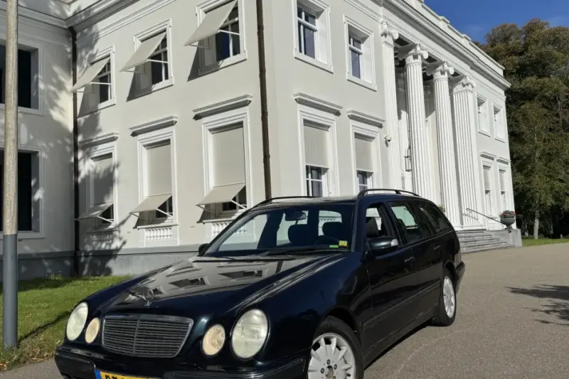 Mercedes-Benz E-Klasse (2002)