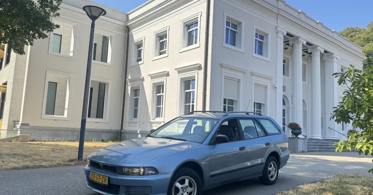 Mitsubishi Galant (2000) — foto 1