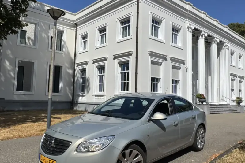 Opel Insignia (2009)