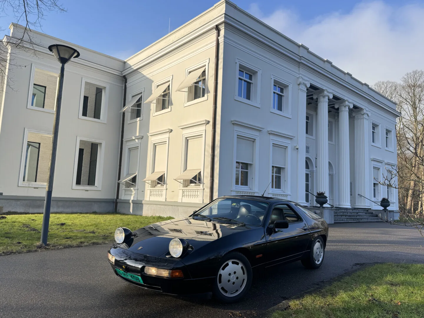 Porsche 928 (1989) — foto 1