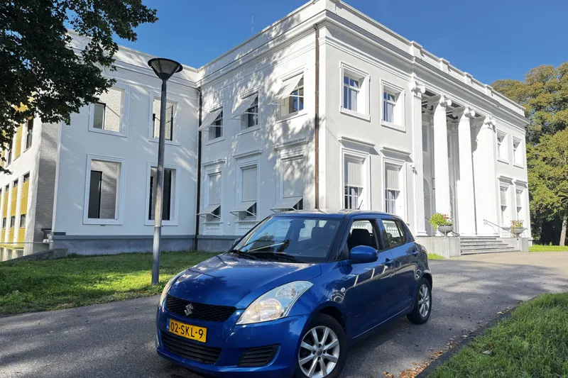 Suzuki Swift (2011)