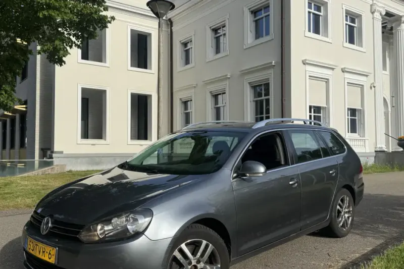 Volkswagen Golf (2012)