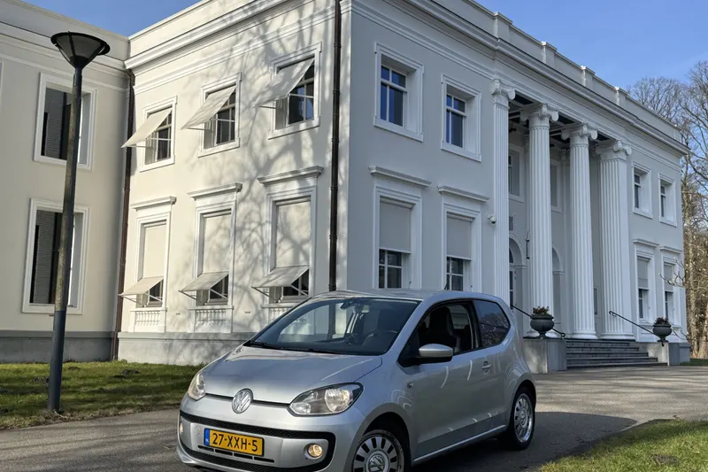 Volkswagen Up! (2013)