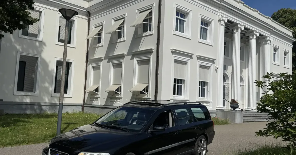 Volvo V70 (2004) — foto 1