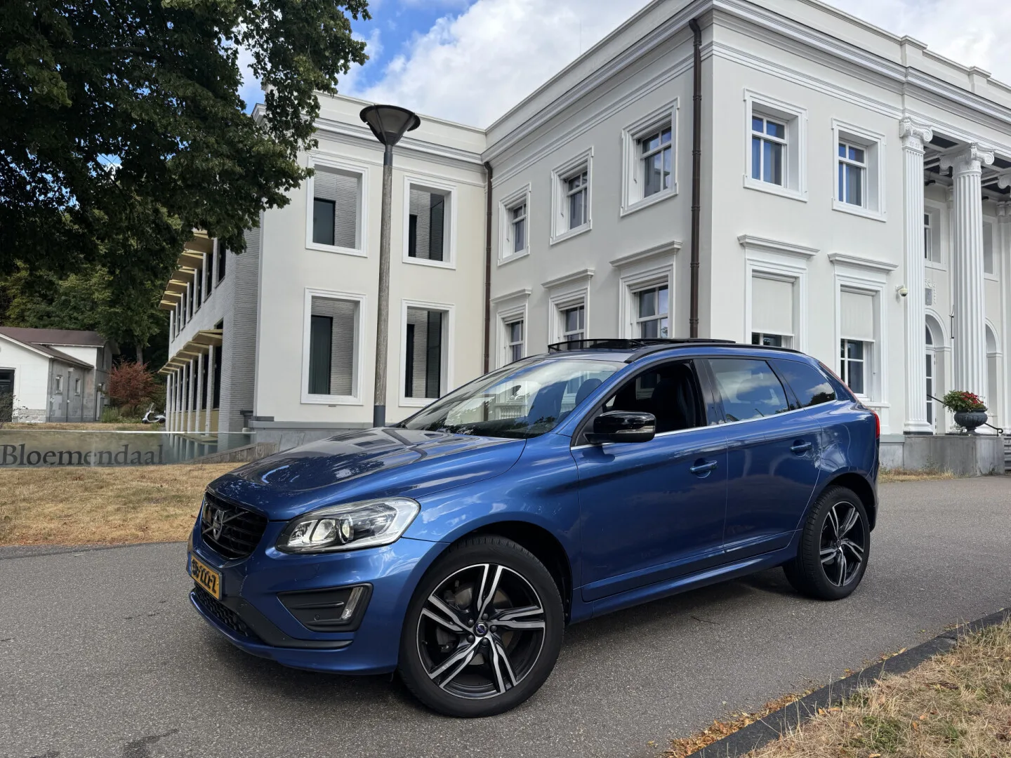Volvo XC60 (2016) — foto 1
