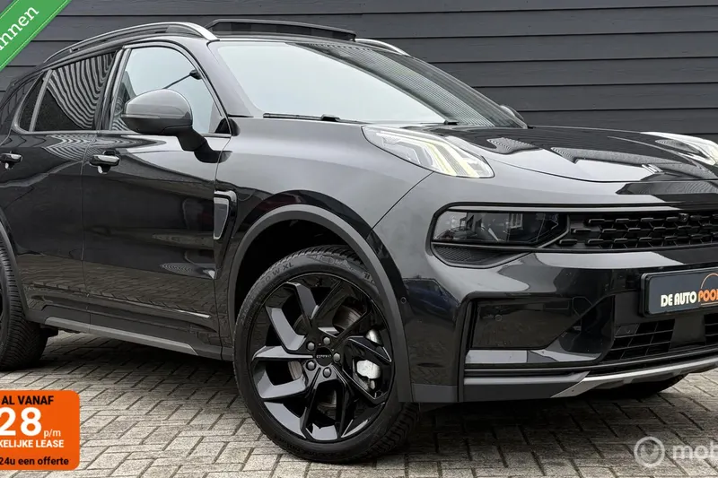 Lynk & Co 01 (2023)