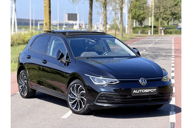 Volkswagen Golf (2021)
