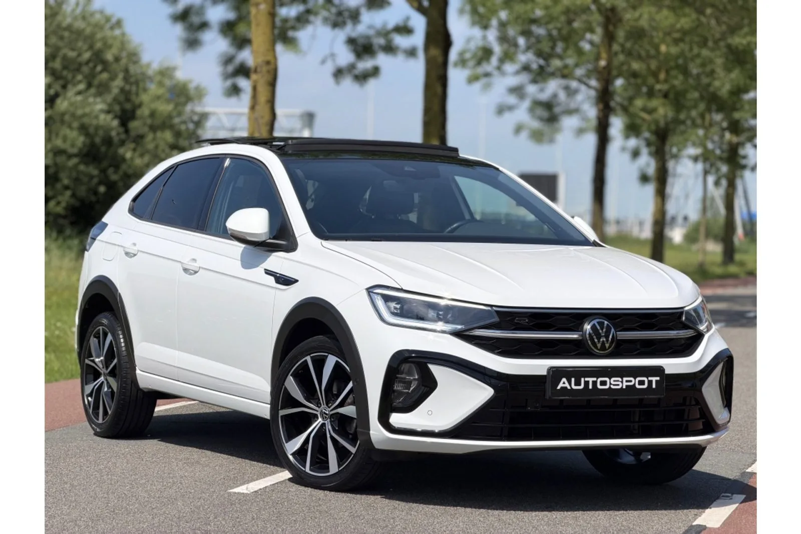 Volkswagen Taigo (2022) — foto 1