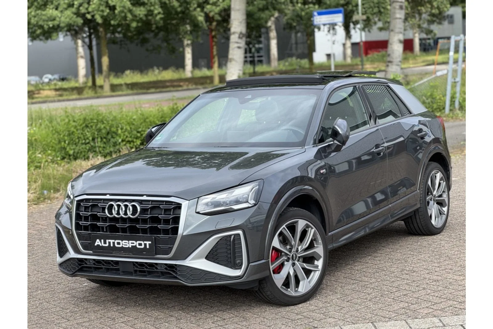 Audi Q2 (2020) — foto 1