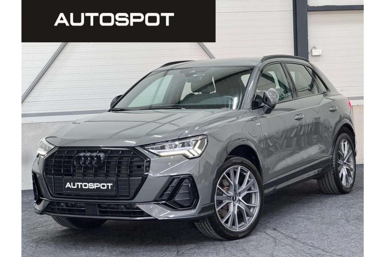 Audi Q3 (2021) — foto 1
