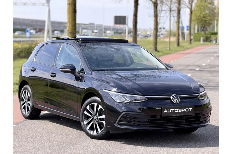 Volkswagen Golf (2020)