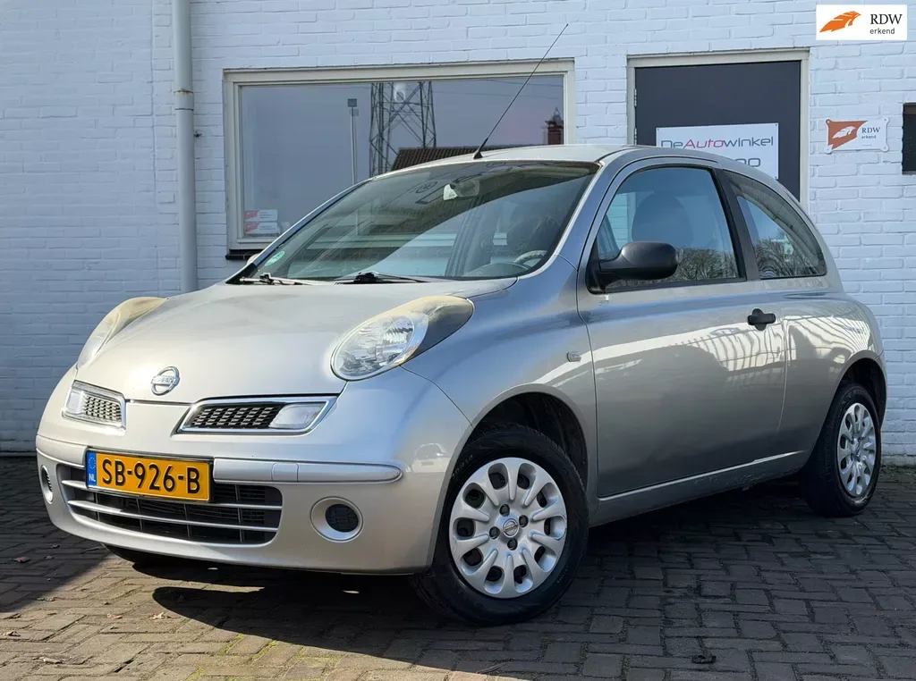 Nissan Micra (2009) — foto 1