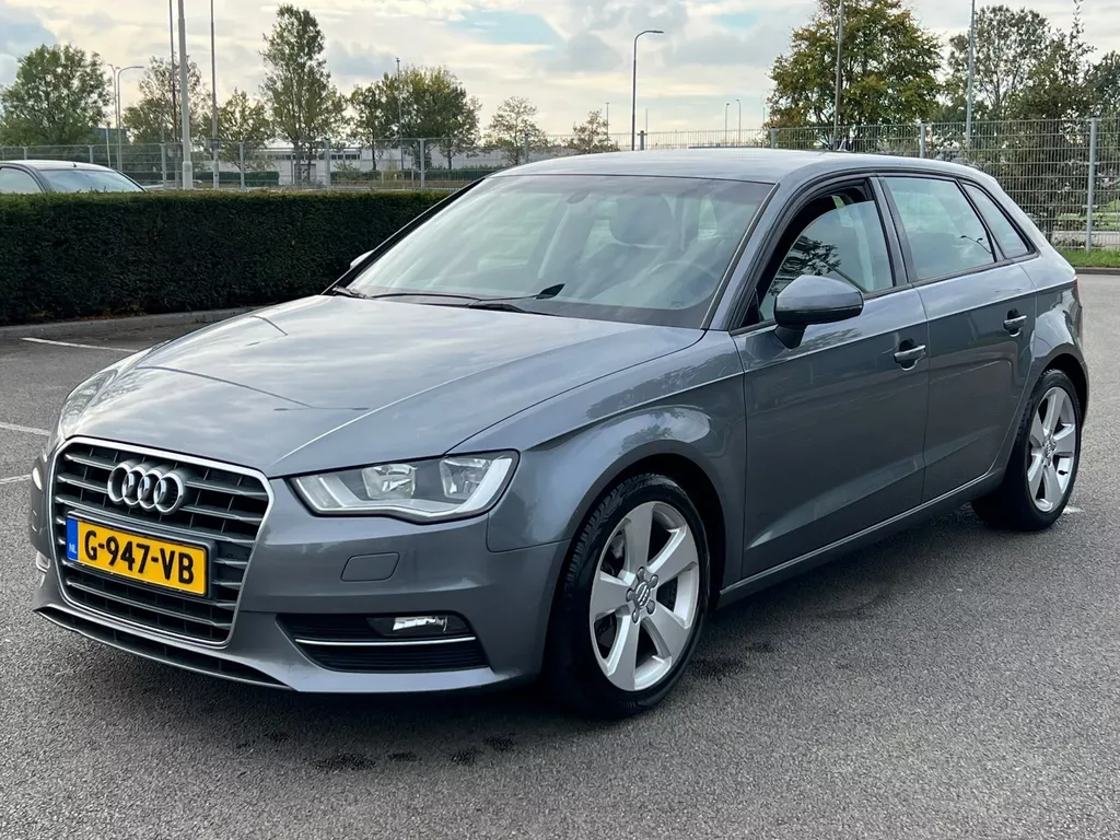 Audi A3 (2015) — foto 1