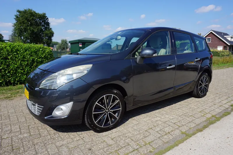 Renault Grand Scénic (2009)