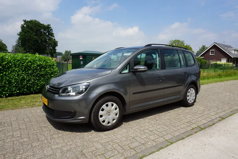 Volkswagen Touran (2013)