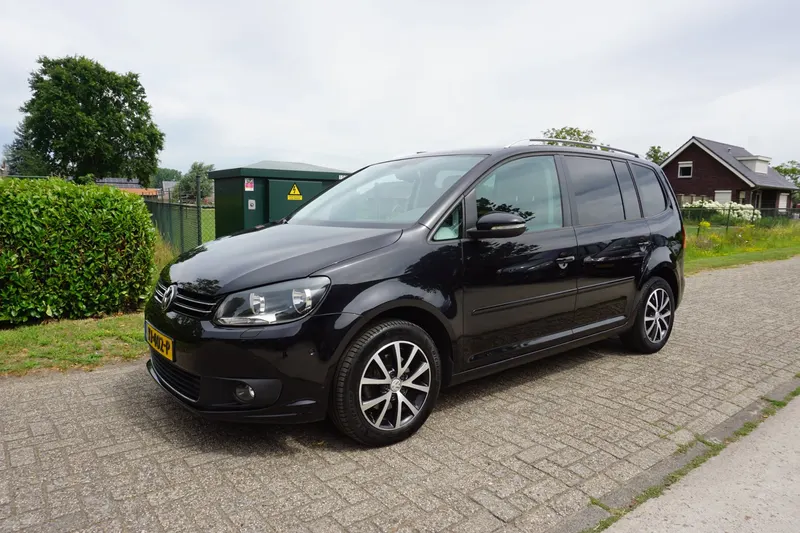 Volkswagen Touran (2011)
