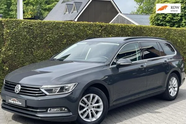 Volkswagen Passat (2016) — foto 1