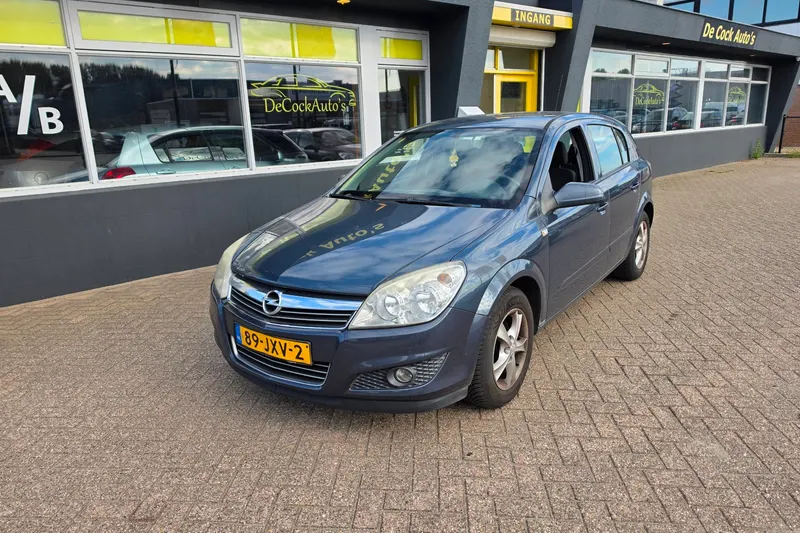 Opel Astra (2009)