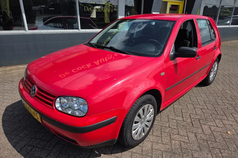 Volkswagen Golf (1999)