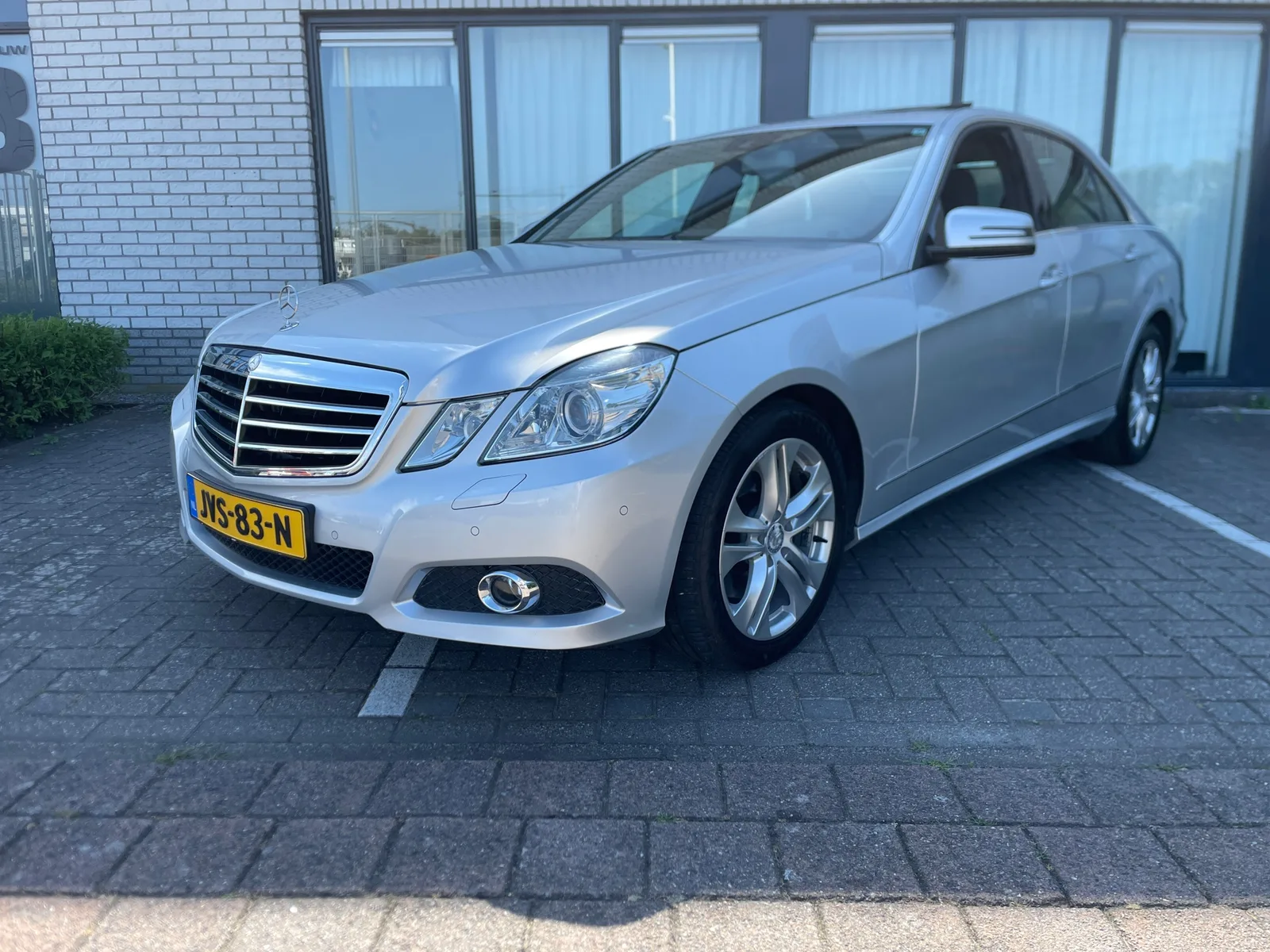 Mercedes-Benz E-Klasse (2009) — foto 1