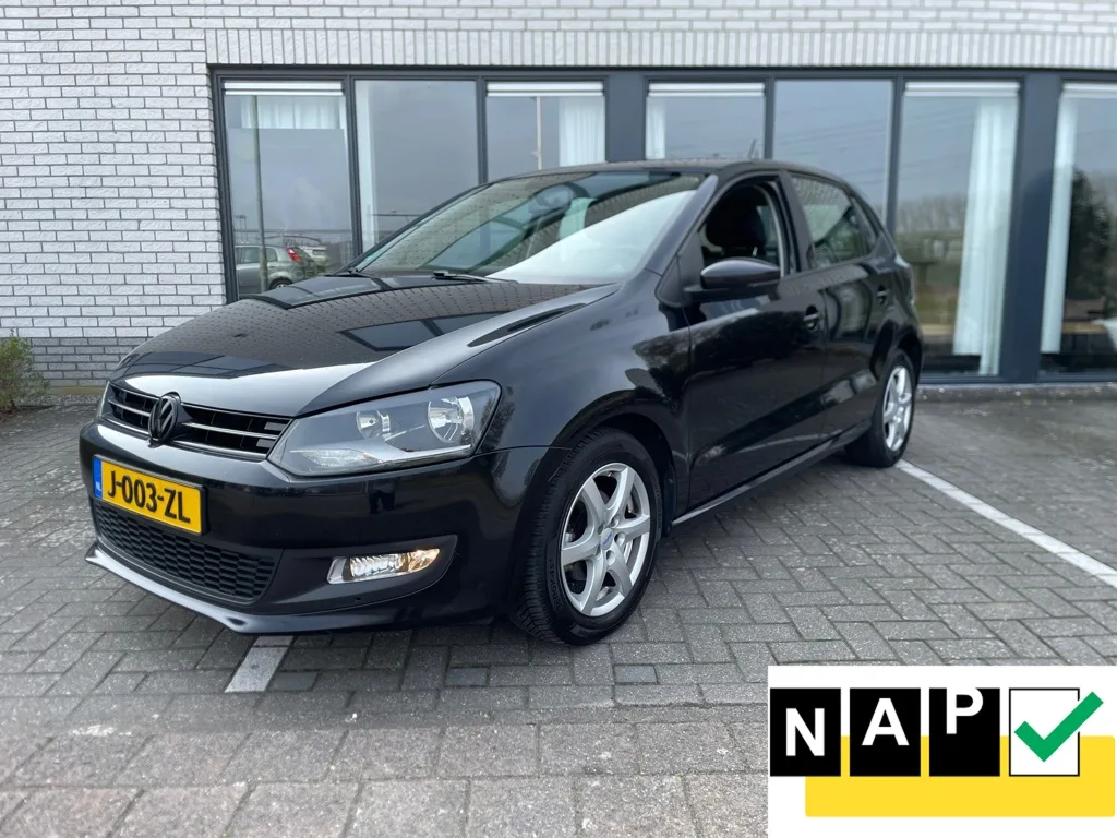 Volkswagen Polo (2013) — foto 1