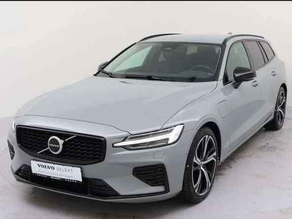 Volvo V60 (2025) — foto 1