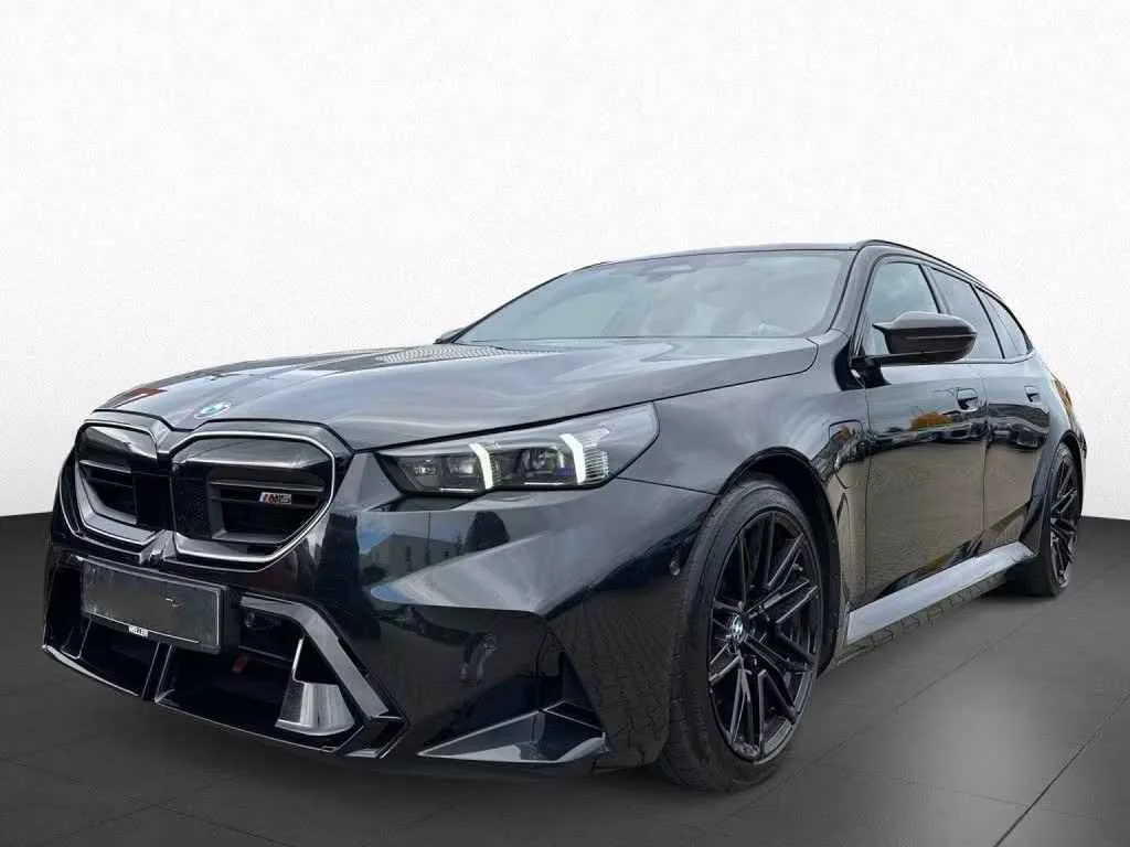 BMW M5 (2025) — foto 1