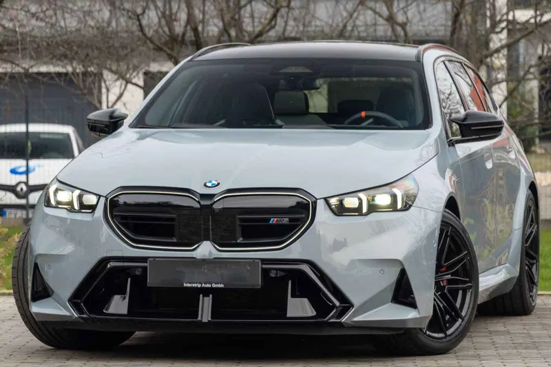 BMW M5 (2025)