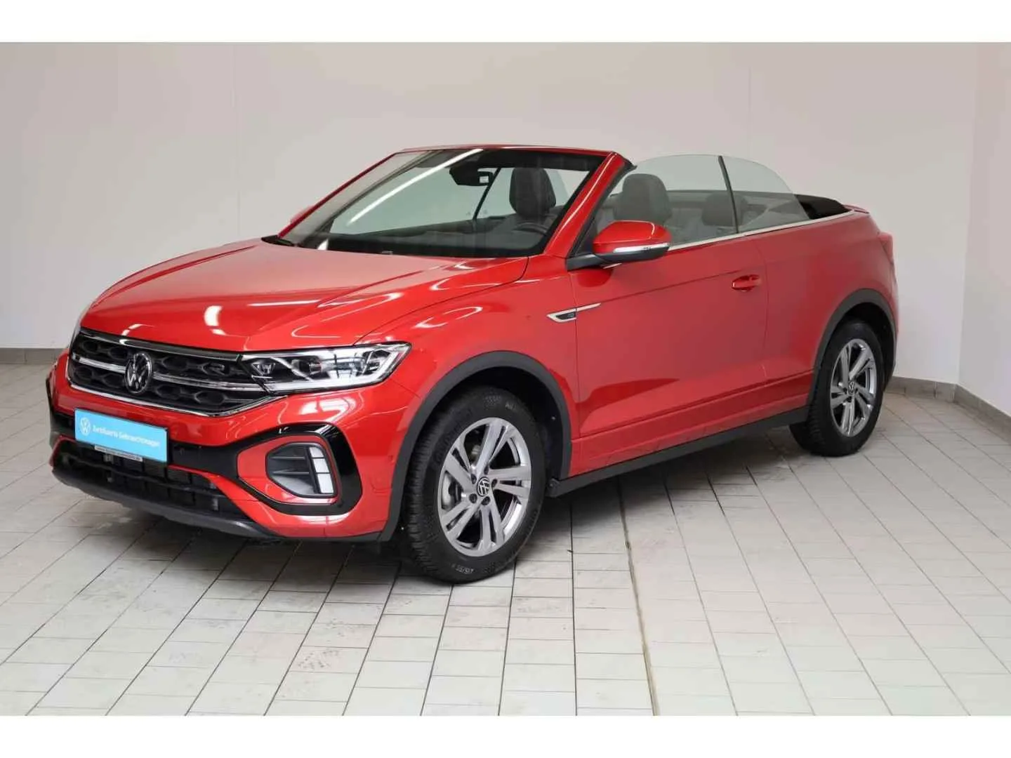 Volkswagen T-Roc (2025) — foto 1