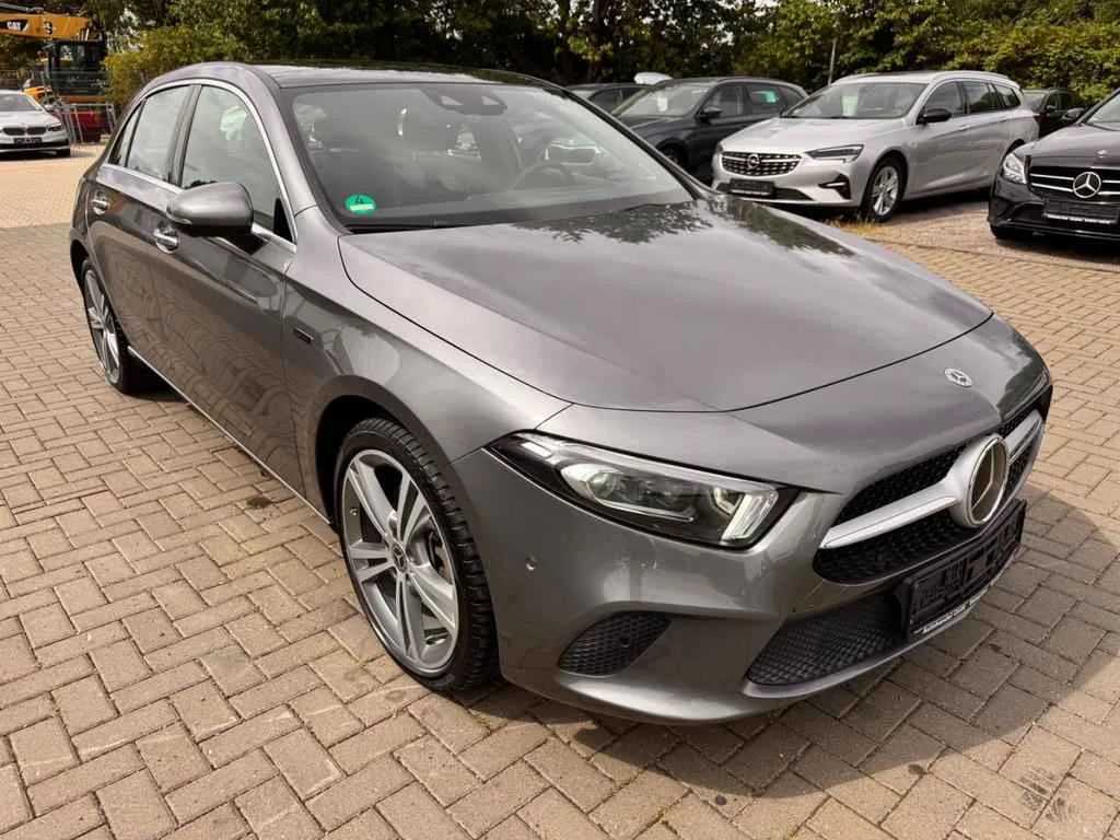 Mercedes-Benz A-Klasse (2021) — foto 1