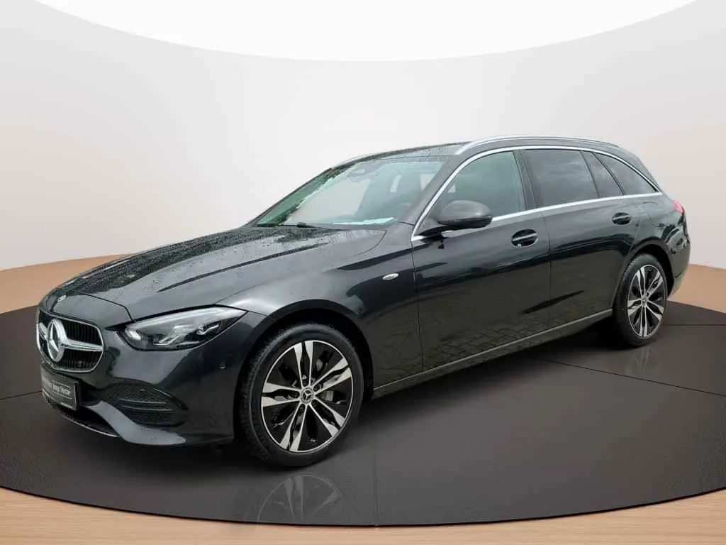 Mercedes-Benz C-Klasse (2025) — foto 1