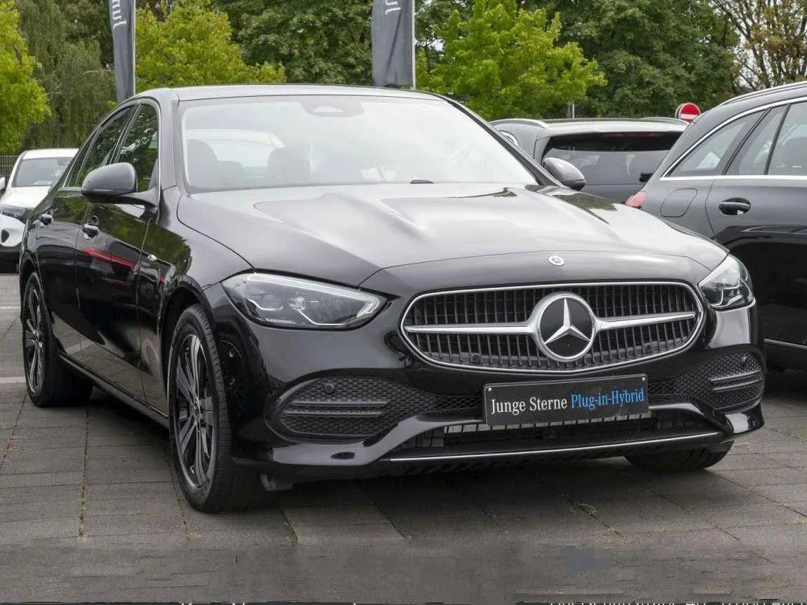 Mercedes-Benz C-Klasse (2025) — foto 1