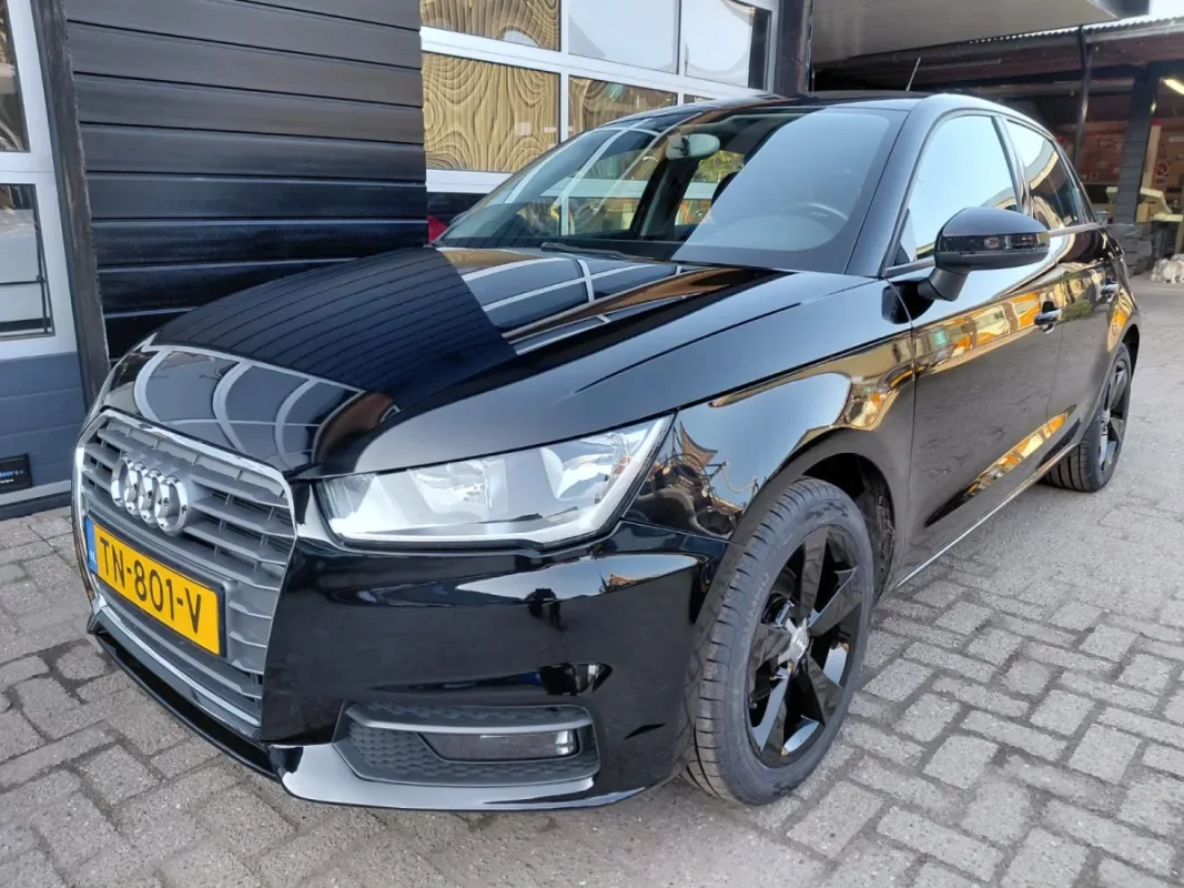 Audi A1 (2018) — foto 1