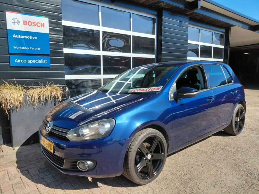 Volkswagen Golf (2011) — foto 1