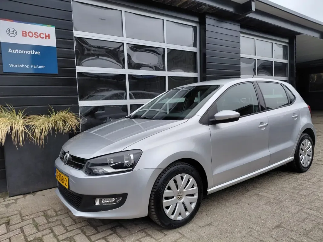 Volkswagen Polo (2012) — foto 1